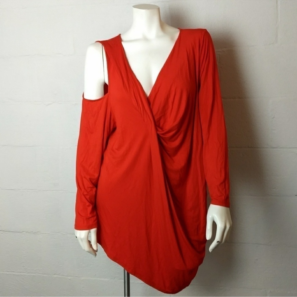 Torrid Insider Collection Drape Front Cold Shoulder blouse Bright Red Size 3X